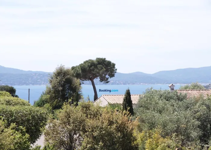 Les Chenes فيلة *