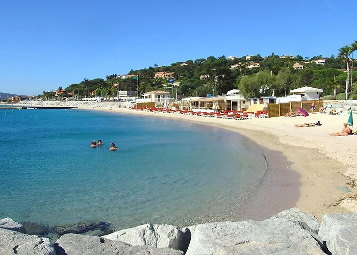 Les Chenes فيلة *